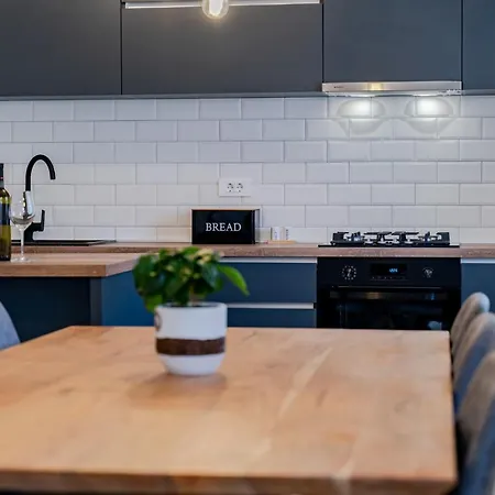 Grguric Apartment Palit