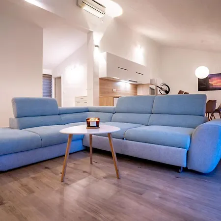 Apartment Grguric *