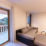 Grguric شقة Palit