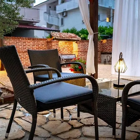 Grguric Apartman Palit